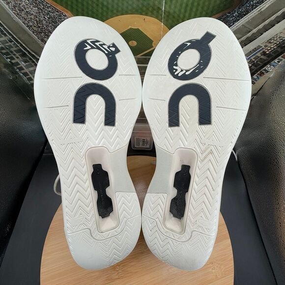 On Cloud The Roger Advantage Pro Mens Tennis Shoes Men’s Sz 13 Cream/Black main image 3